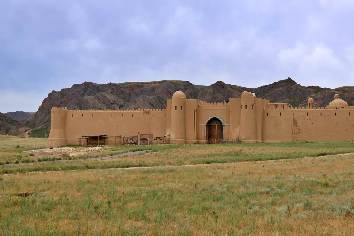 Entdecke Kasachstan - Filmstadt Nomads City