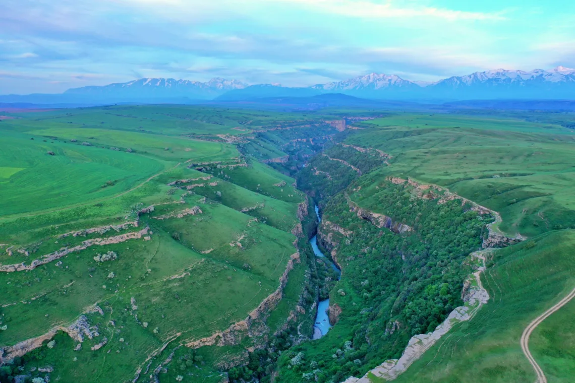 Entdecke Kasachstan - Aksu Schlucht bei Schymkent