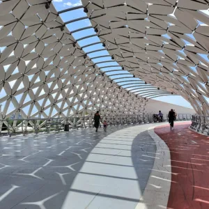 Entdecke Kasachstan - Atyrau Brücke in Astana