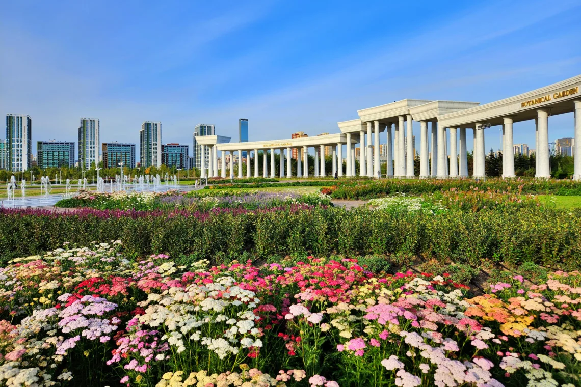 Entdecke Kasachstan - Botanischer Garten in Astana