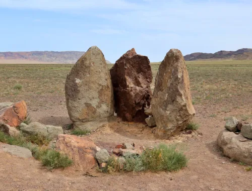 Entdecke Kasachstan - Menhire Oshaktas